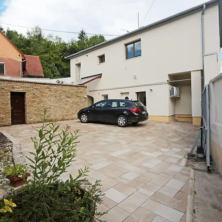 Jokai 19 Vendeghaz Apartment Veszprem Exterior photo