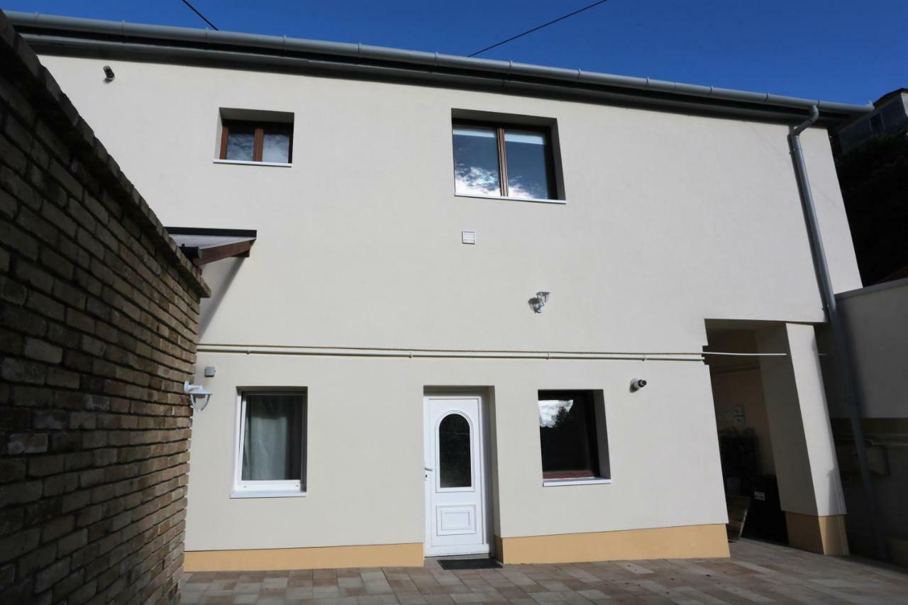 Apartment Jokai 19 Vendeghaz Veszprem